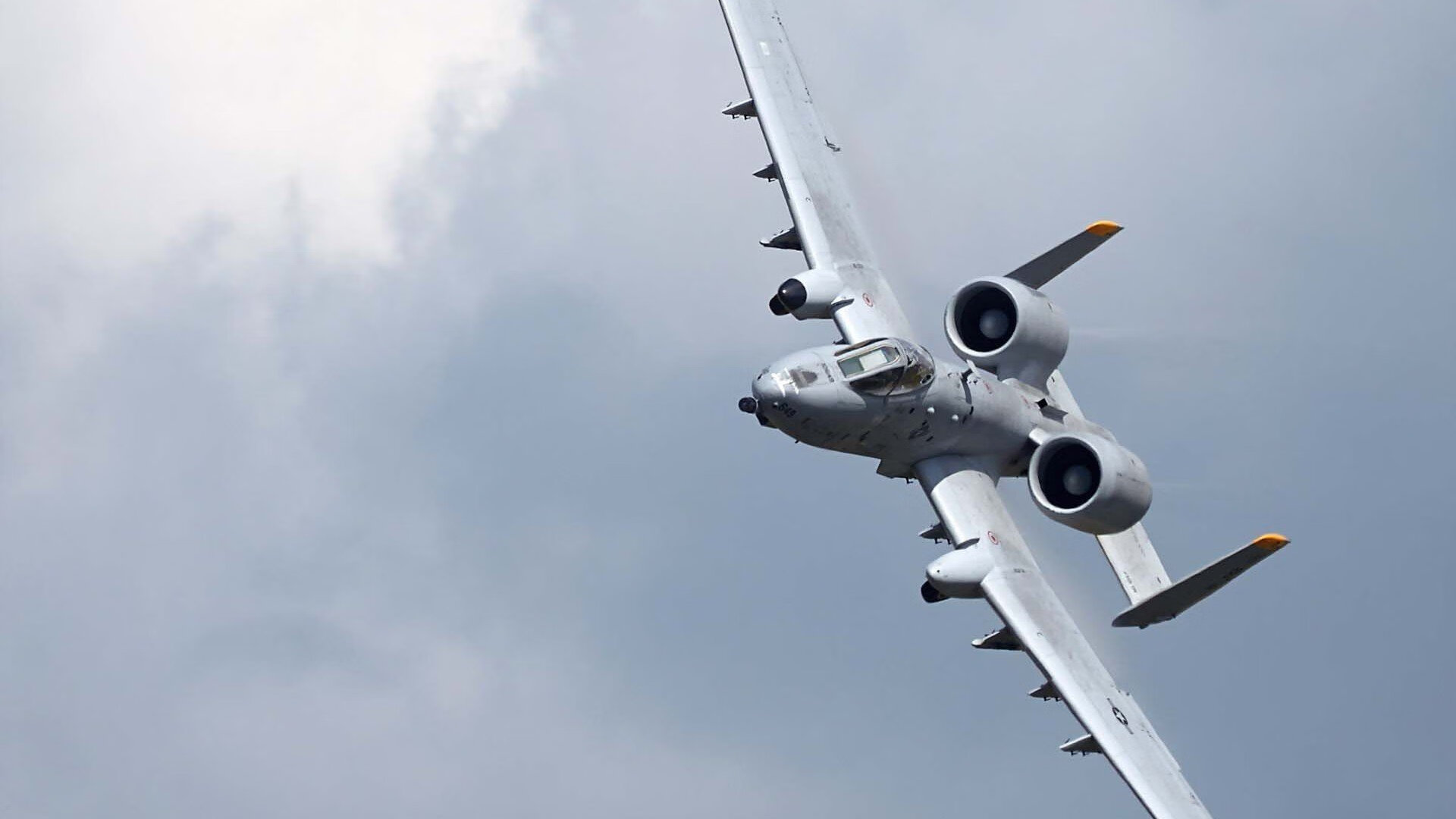 巴塞罗那加快节奏打破防线死结，巴塞罗那用的什么阵型